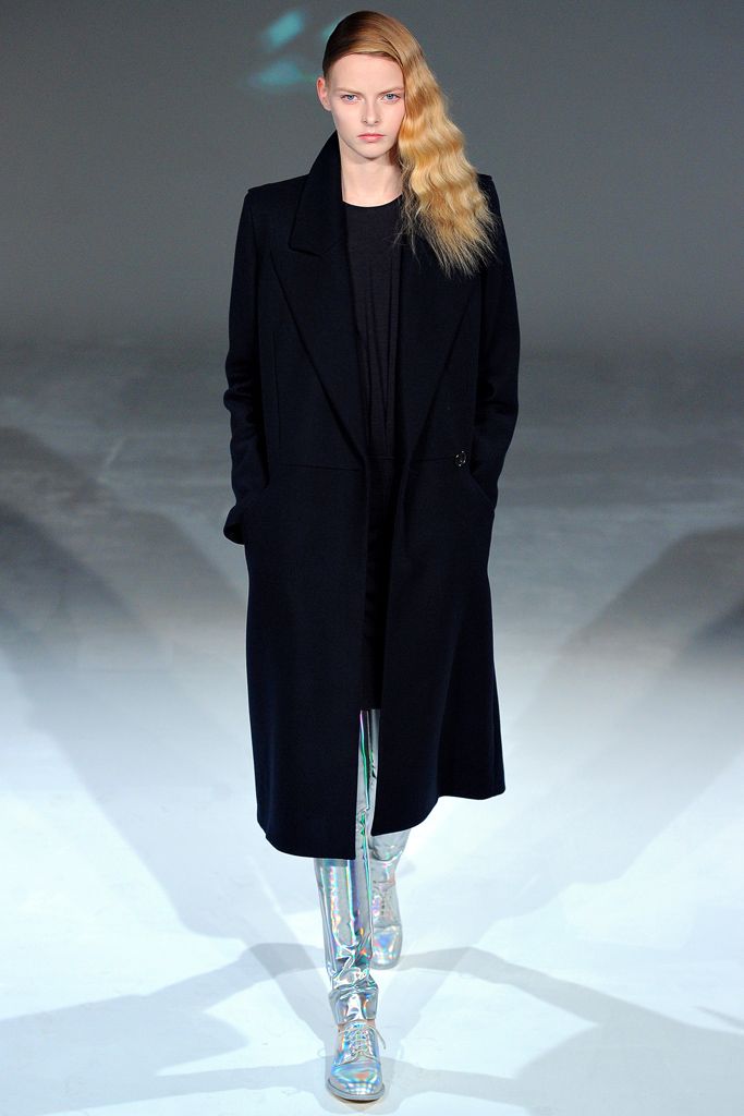 Chalayan F/W 12 Look 83