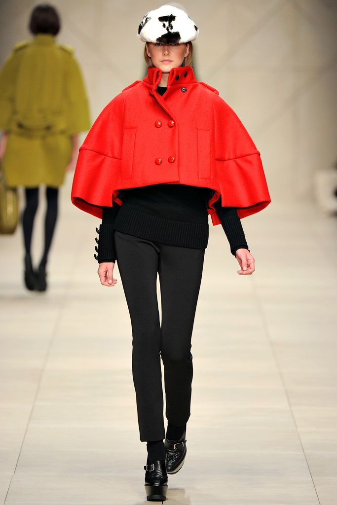 Burberry F/W 11 Look 21