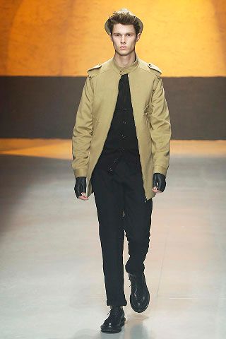 Costume National F/W 08 Menswear Look 18