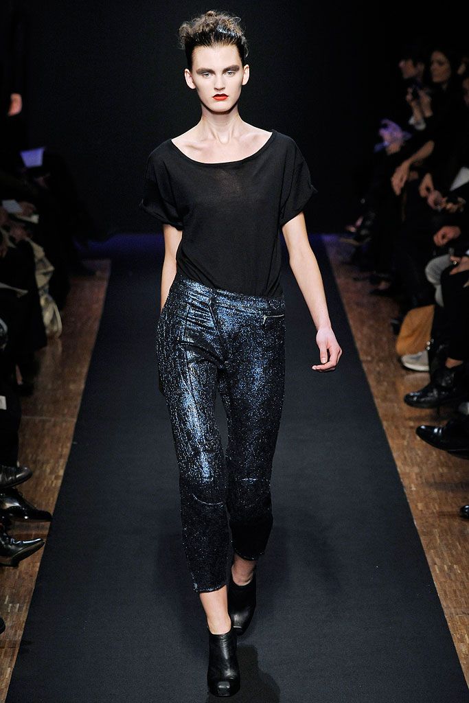 Costume National F/W 09 Look 42