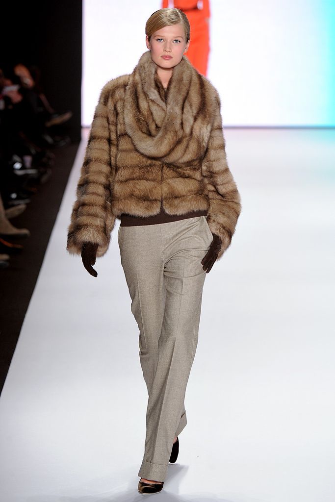 Carolina Herrera F/W 11 Look 163