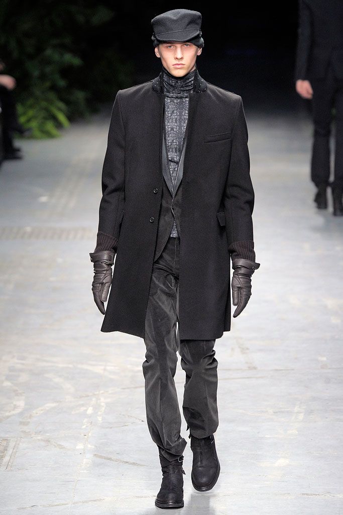 Costume National F/W 10 Menswear Look 57