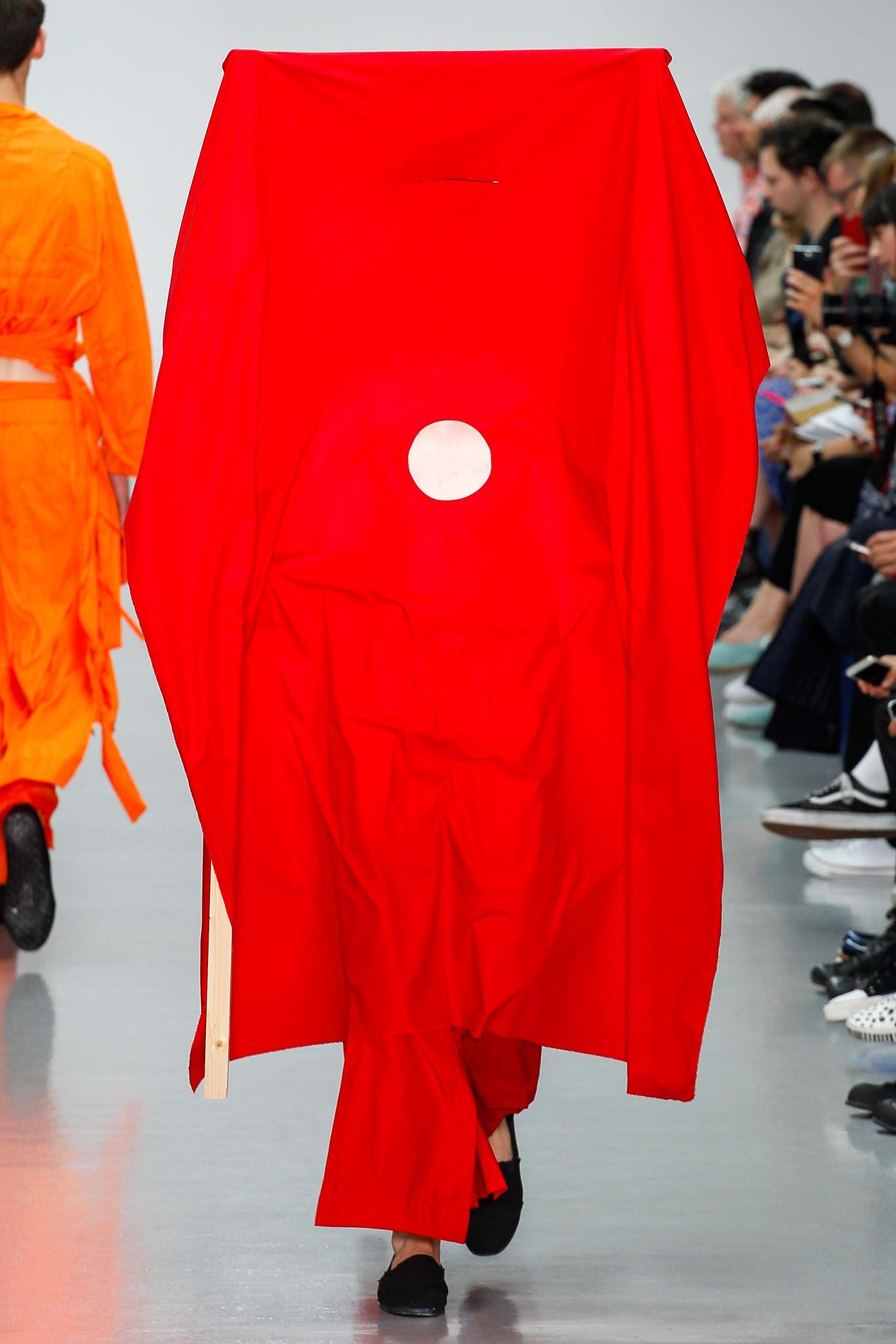 Craig Green S/S 16 Menswear Look 26