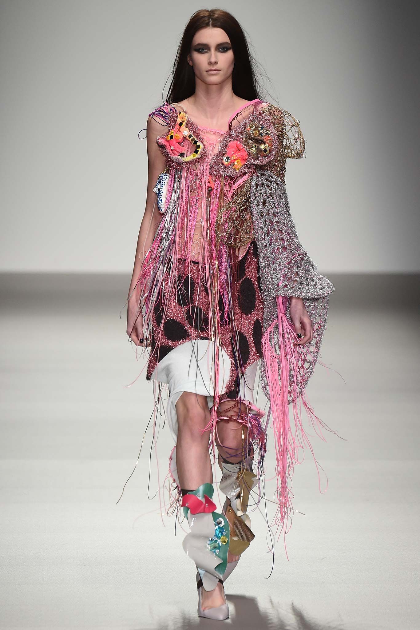 Central Saint Martins M.A. Fall 2015 Ready-to-Wear