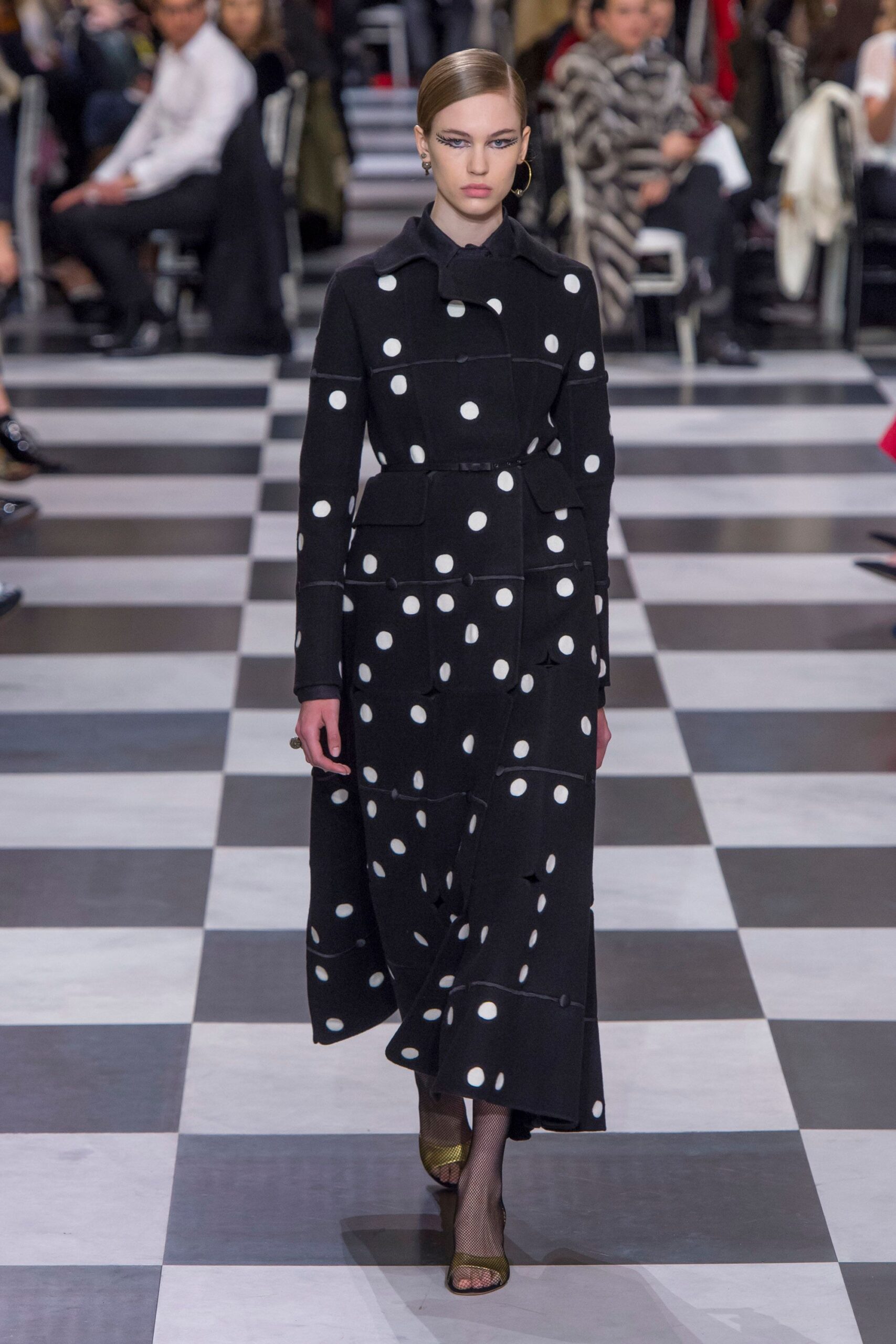 Christian Dior S/S 18 Couture Look 27
