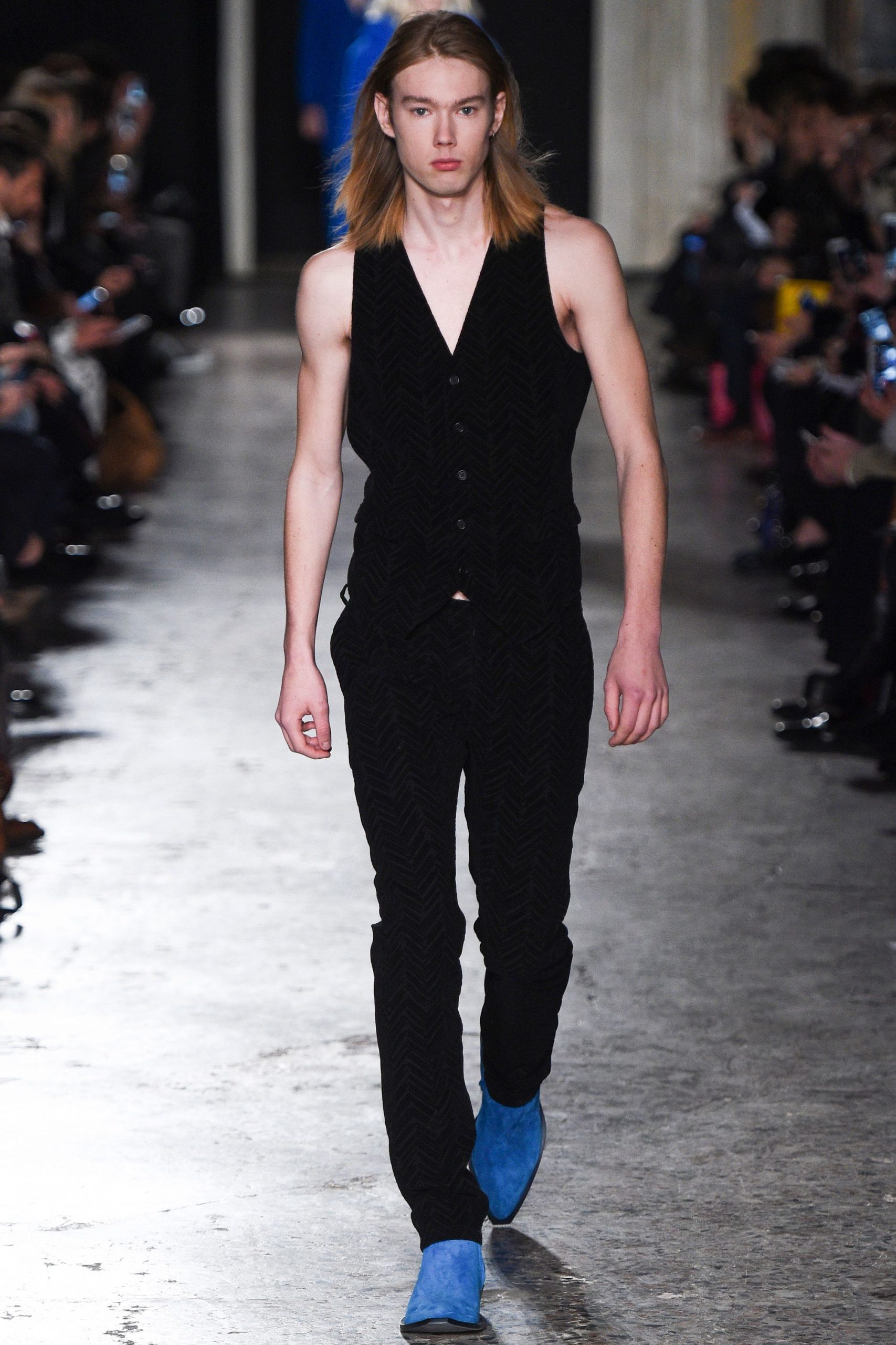 Costume National F/W 16 Menswear Look 31
