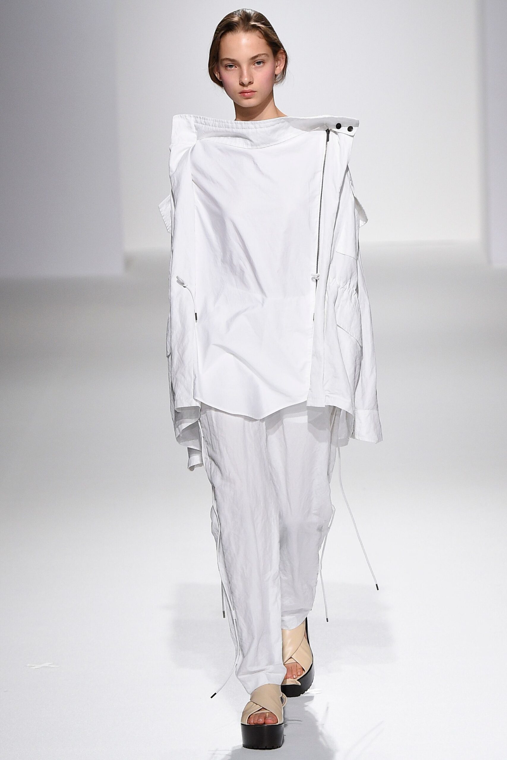 Chalayan S/S 17 Look 207