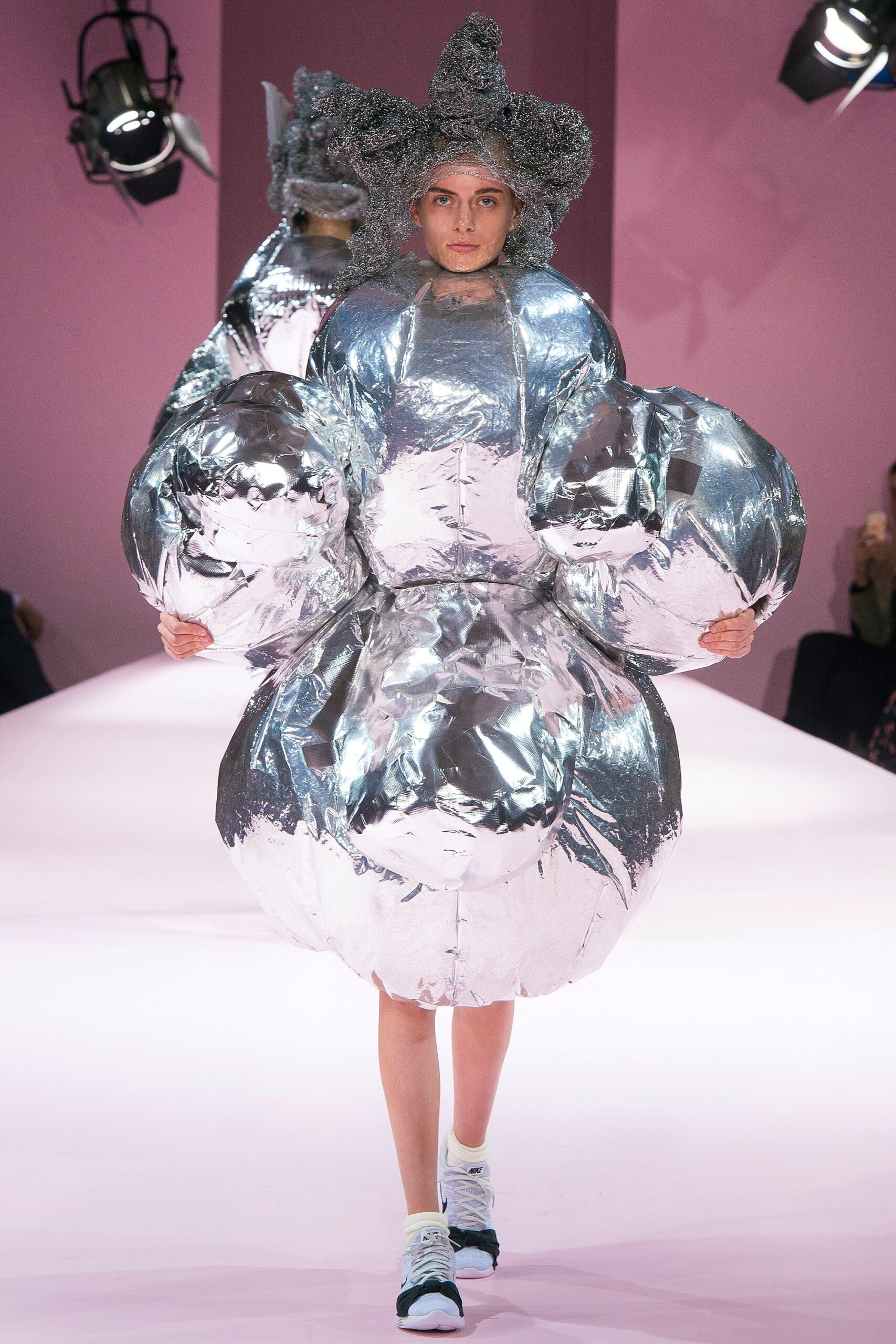 Comme des Garçons F/W 17 Look 117