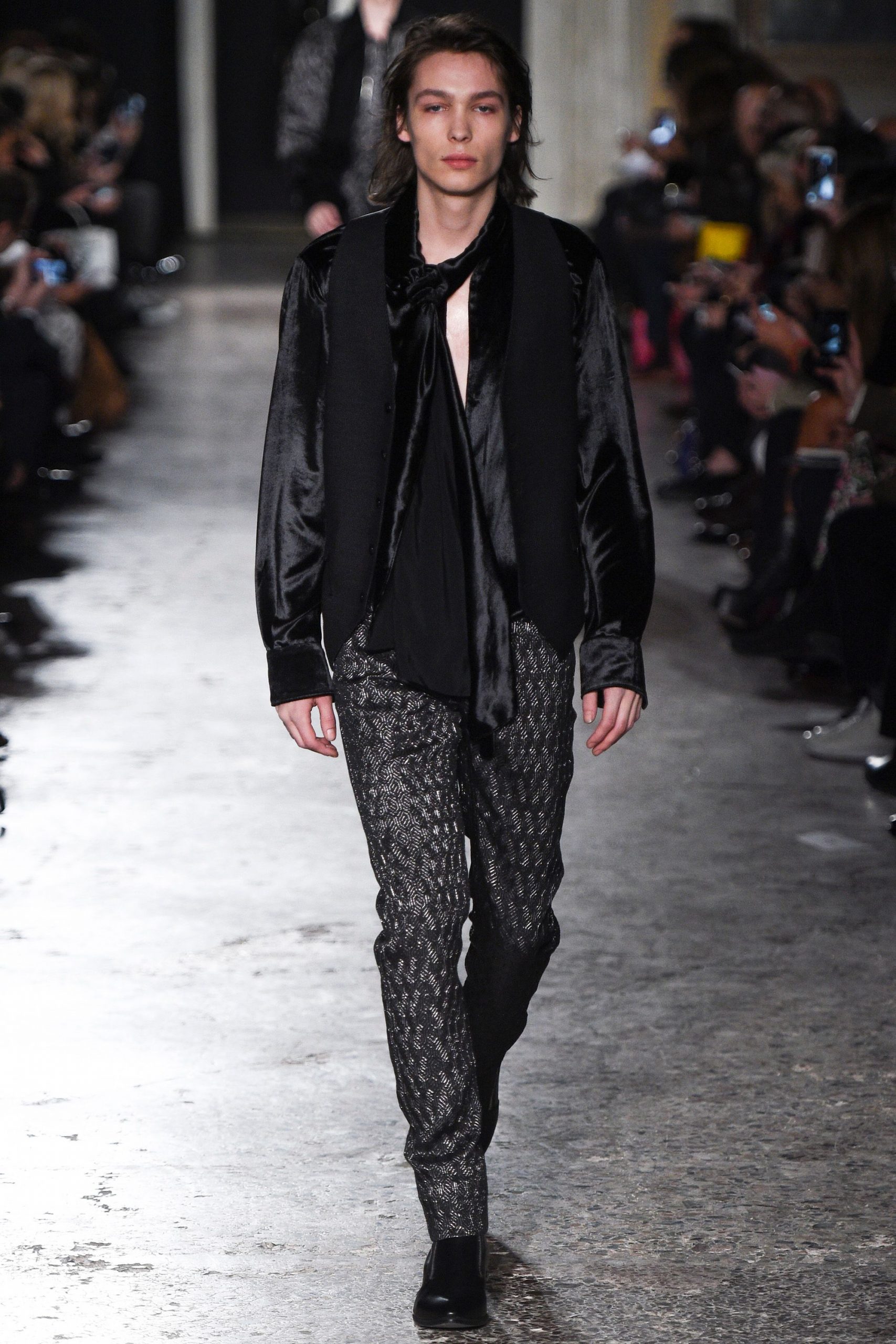 Costume National F/W 16 Menswear Look 196