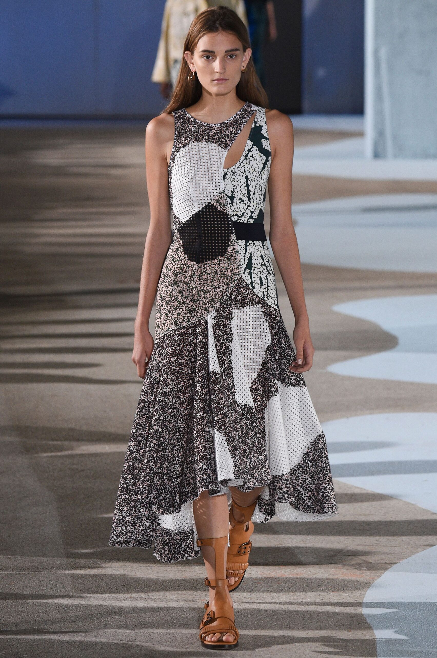 Cédric Charlier S/S 16 Look 401