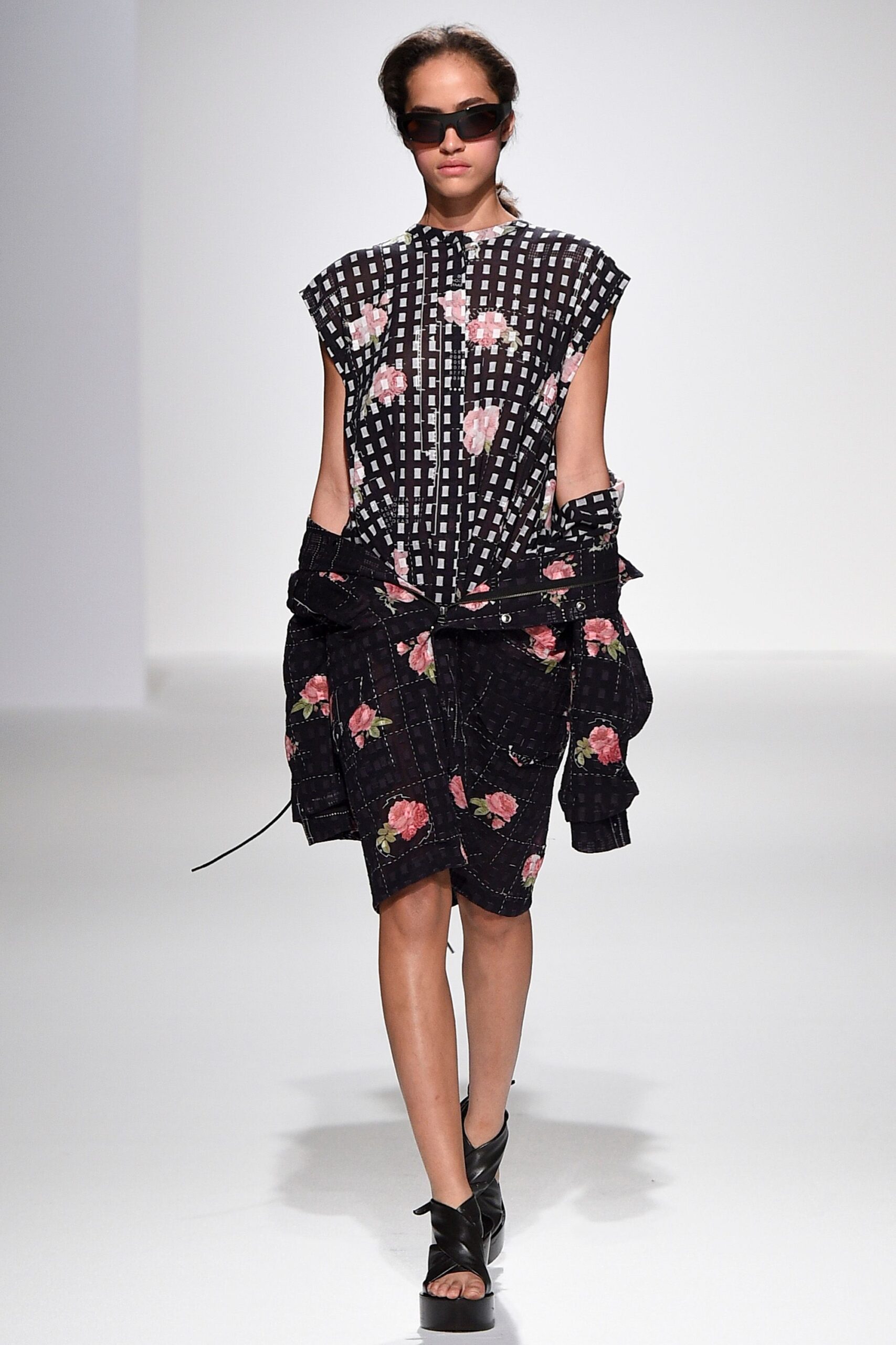 Chalayan S/S 17 Look 359