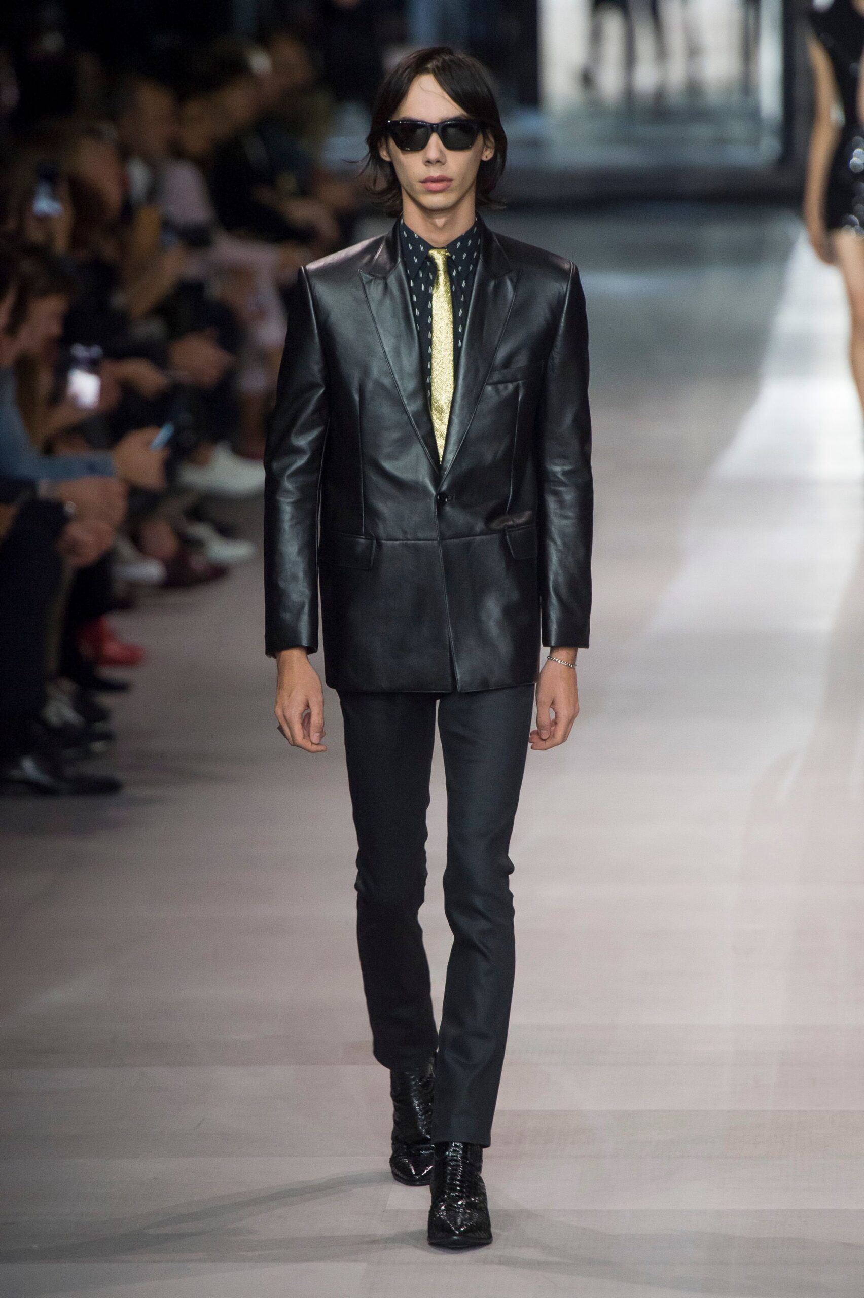 Celine S/S 19 Look 298