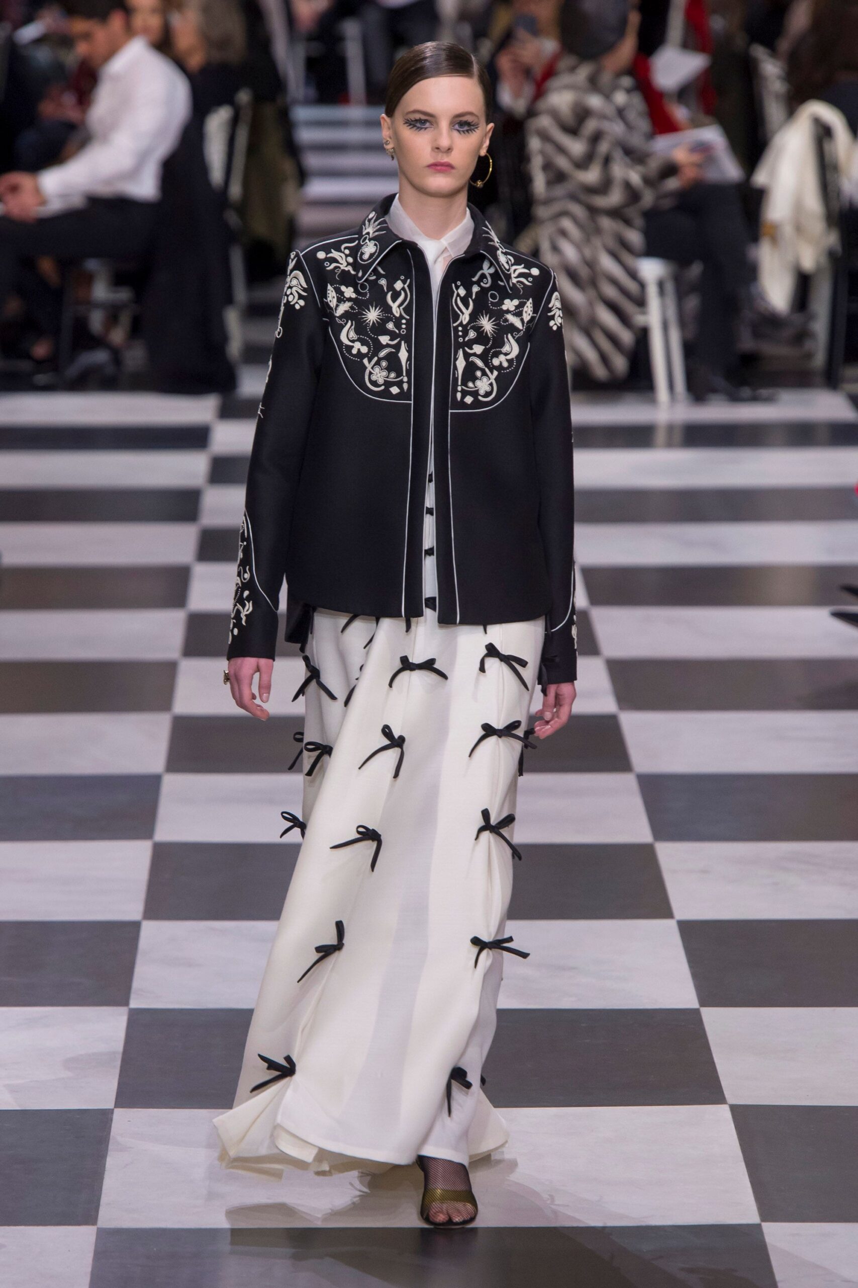 Christian Dior S/S 18 Couture Look 755