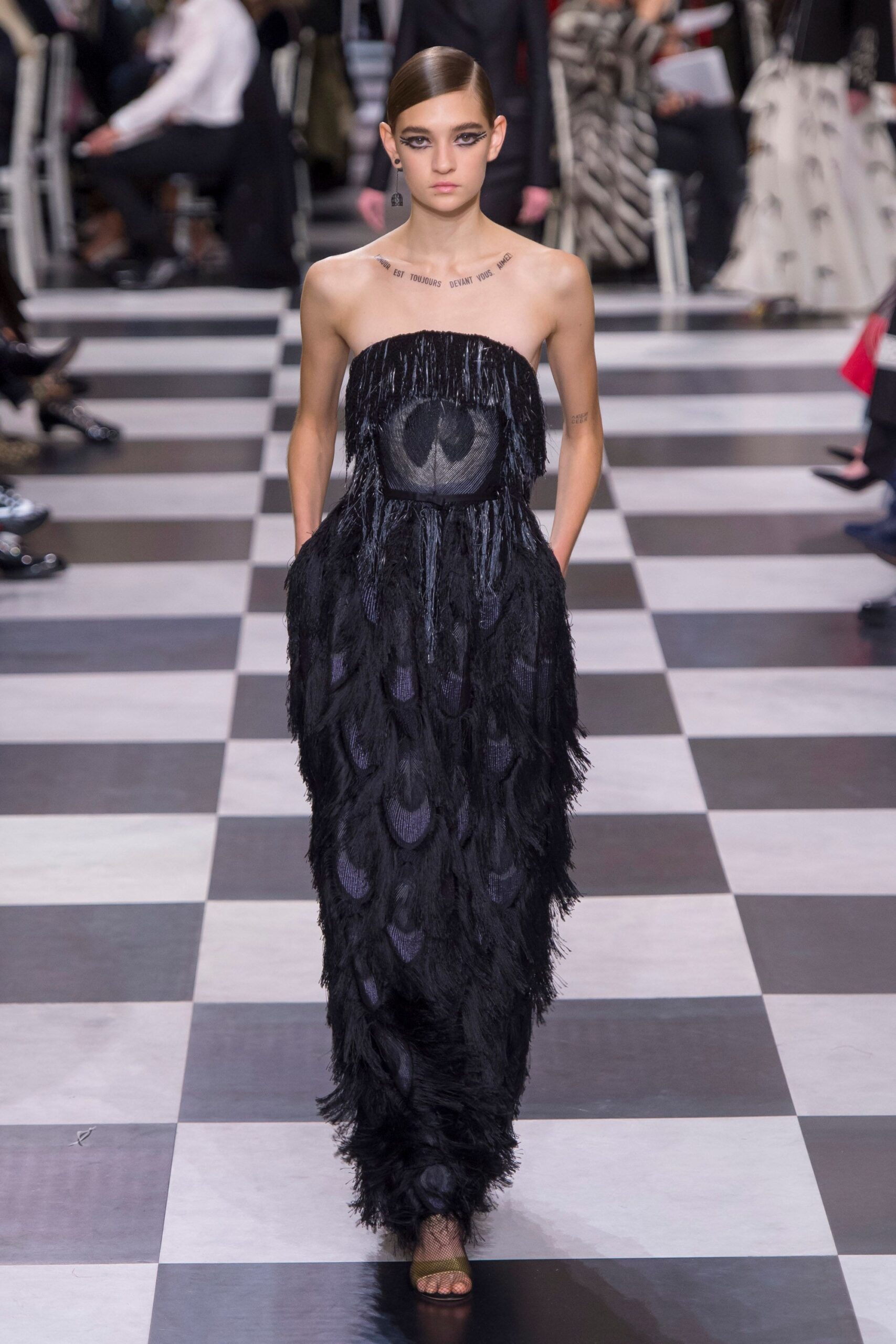 Christian Dior S/S 18 Couture Look 879