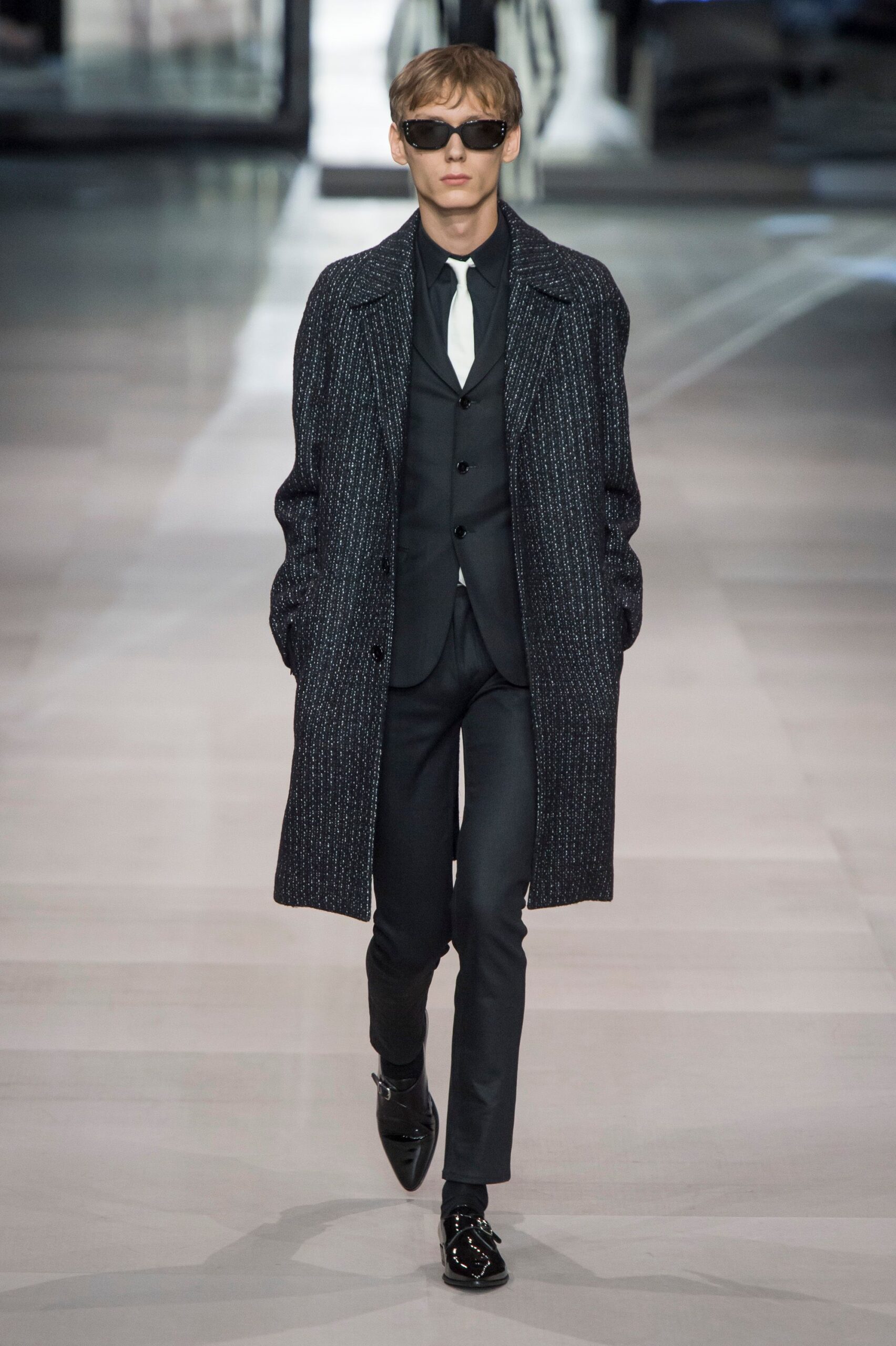 Celine S/S 19 Look 451
