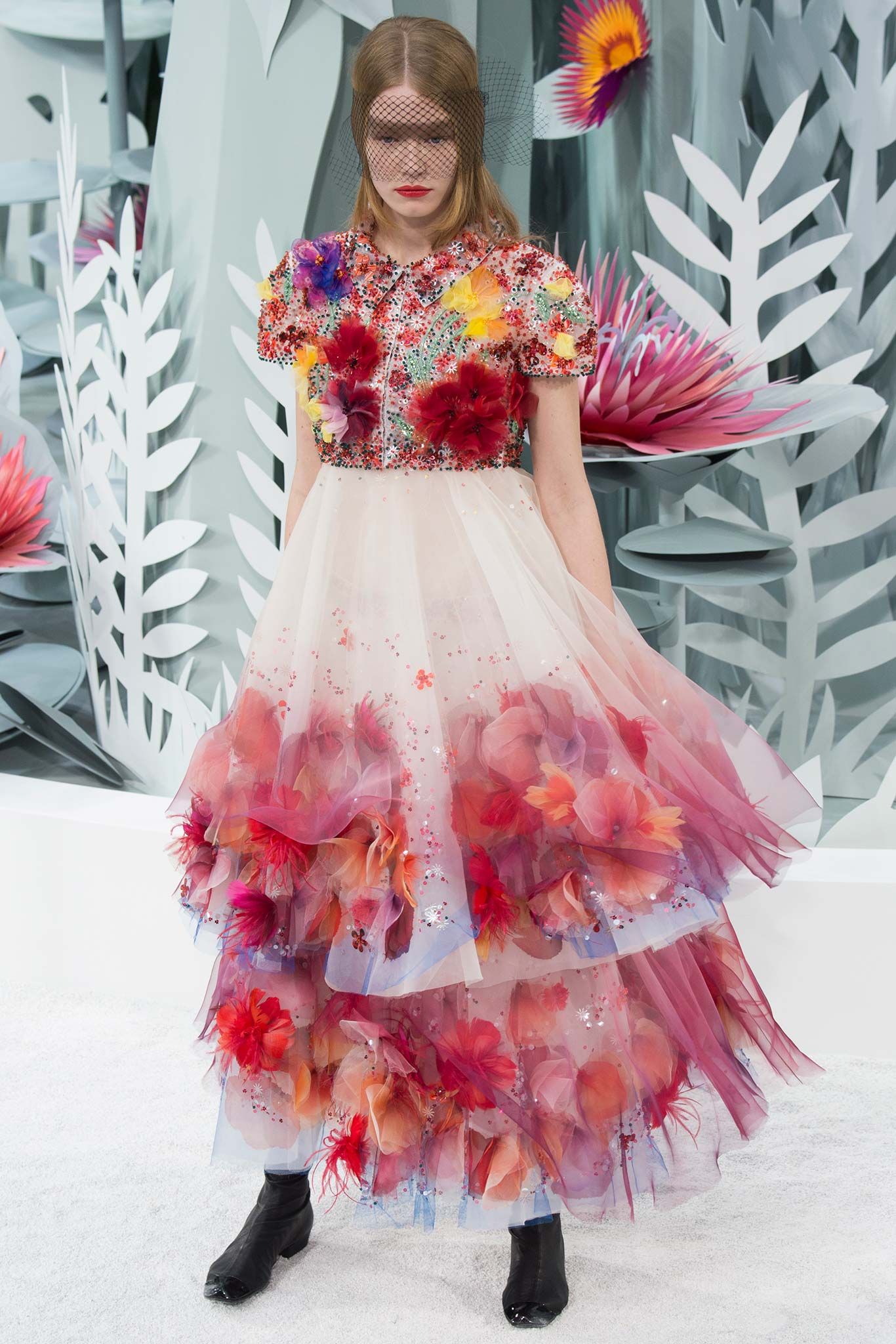 Chanel S/S 15 Couture Look 392
