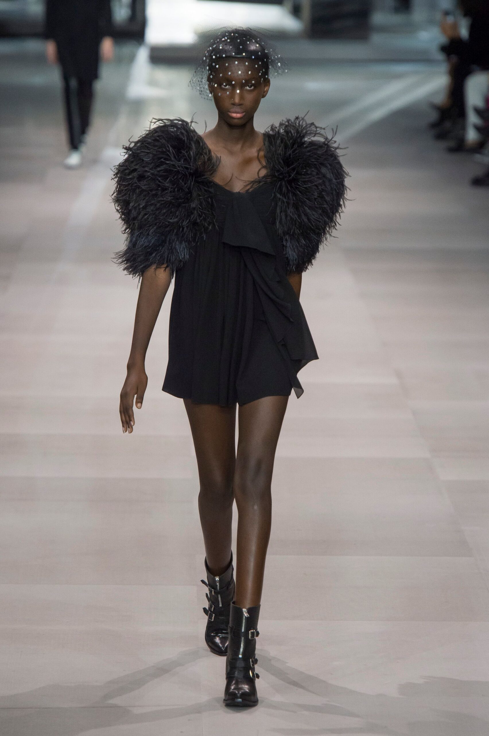 Celine S/S 19 Look 591
