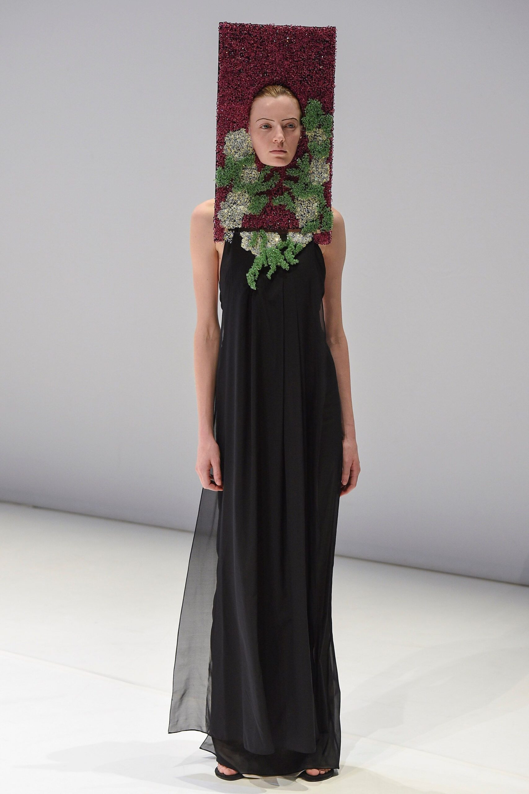 Chalayan S/S 18 Look 596
