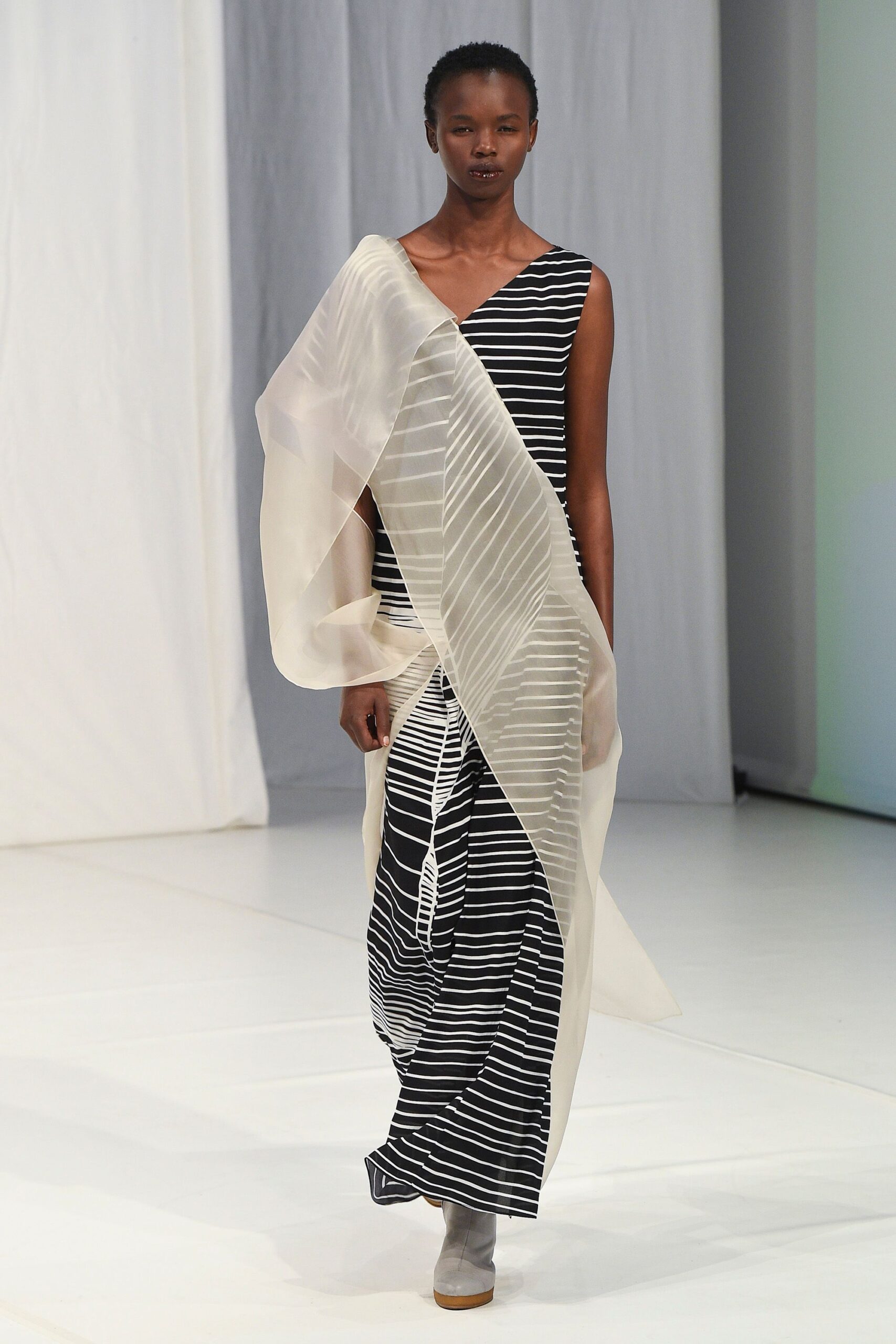 Chalayan F/W 18 Look 603