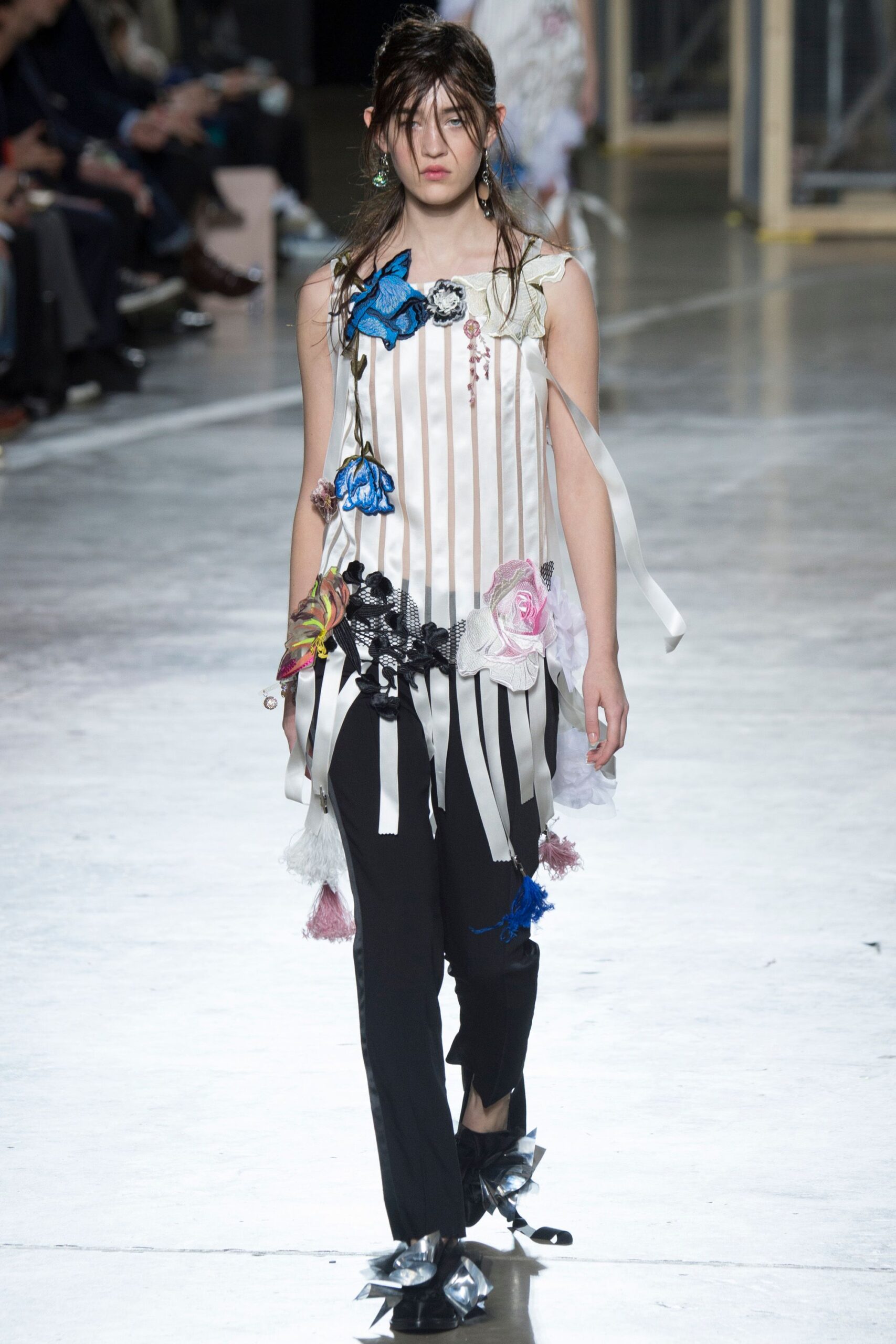 Christopher Kane F/W 16 Look 523