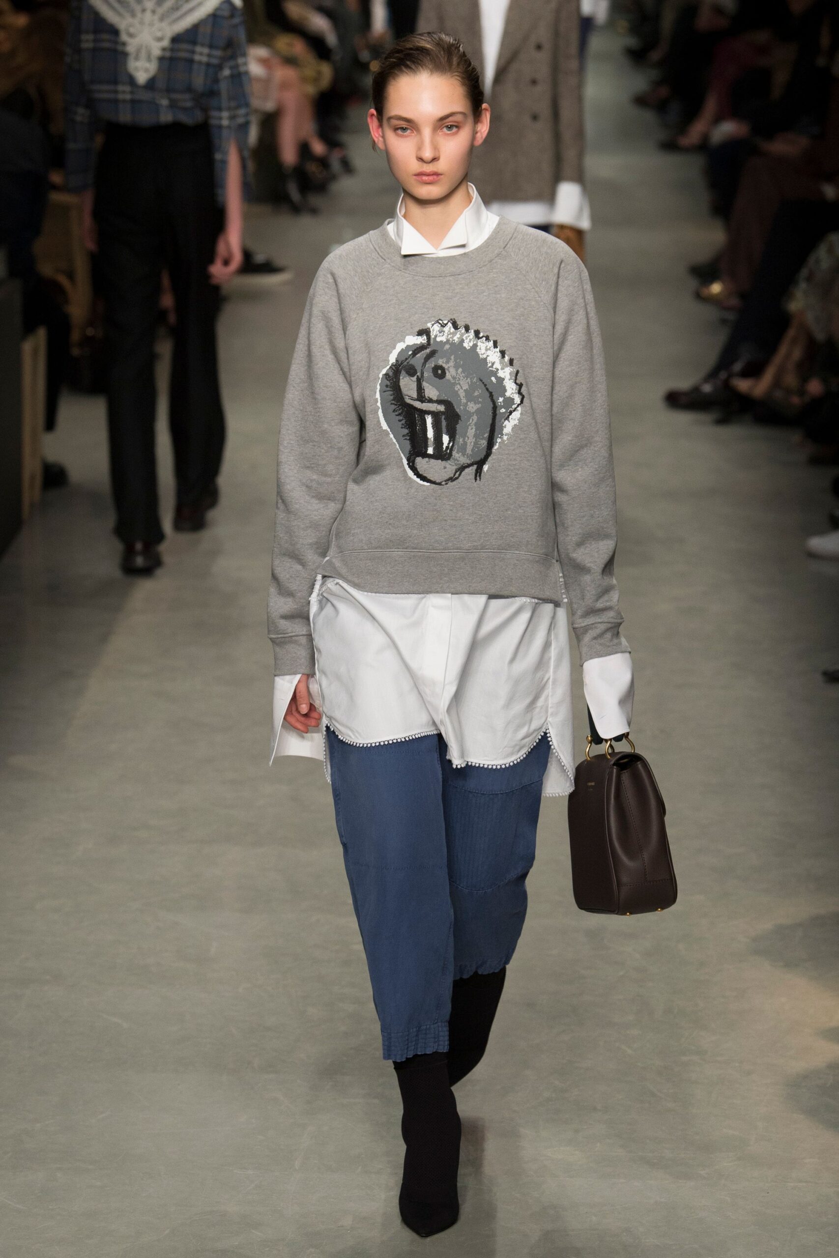 Burberry S/S 17 Look 387