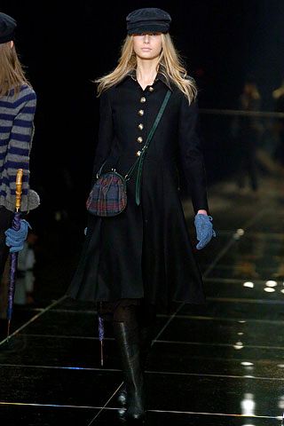 Burberry F/W 05 Look 61