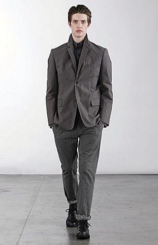 Chalayan F/W 06 Menswear Look 37