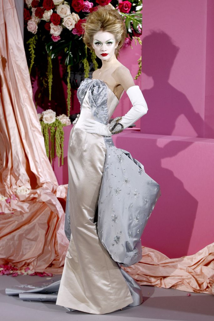 Christian Dior S/S 10 Couture Look 180