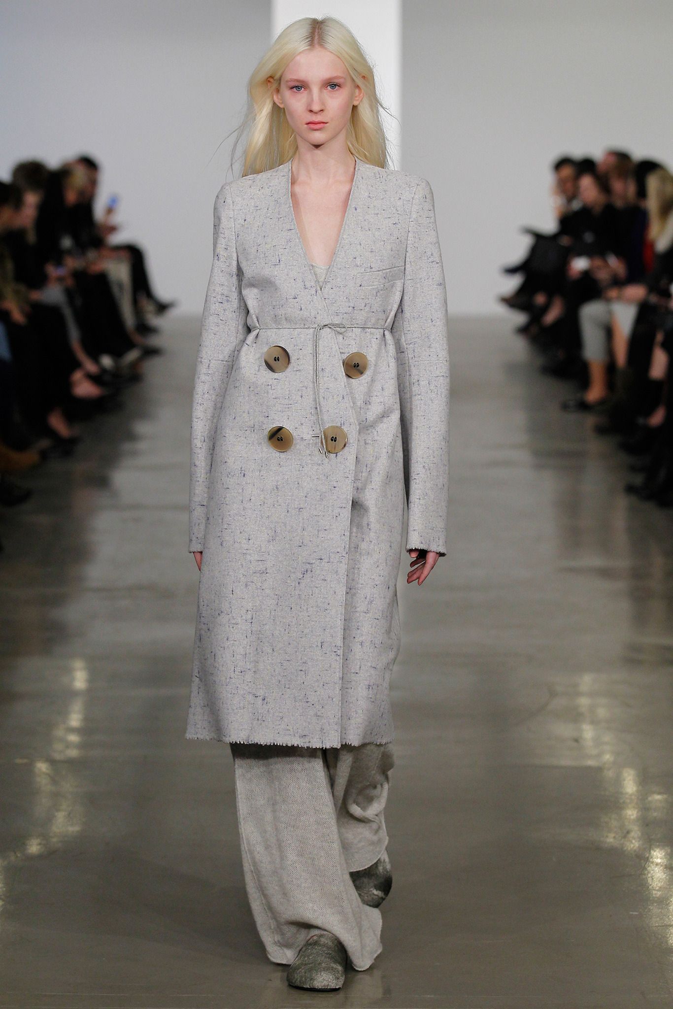 Calvin Klein Collection F/W 14 Look 1