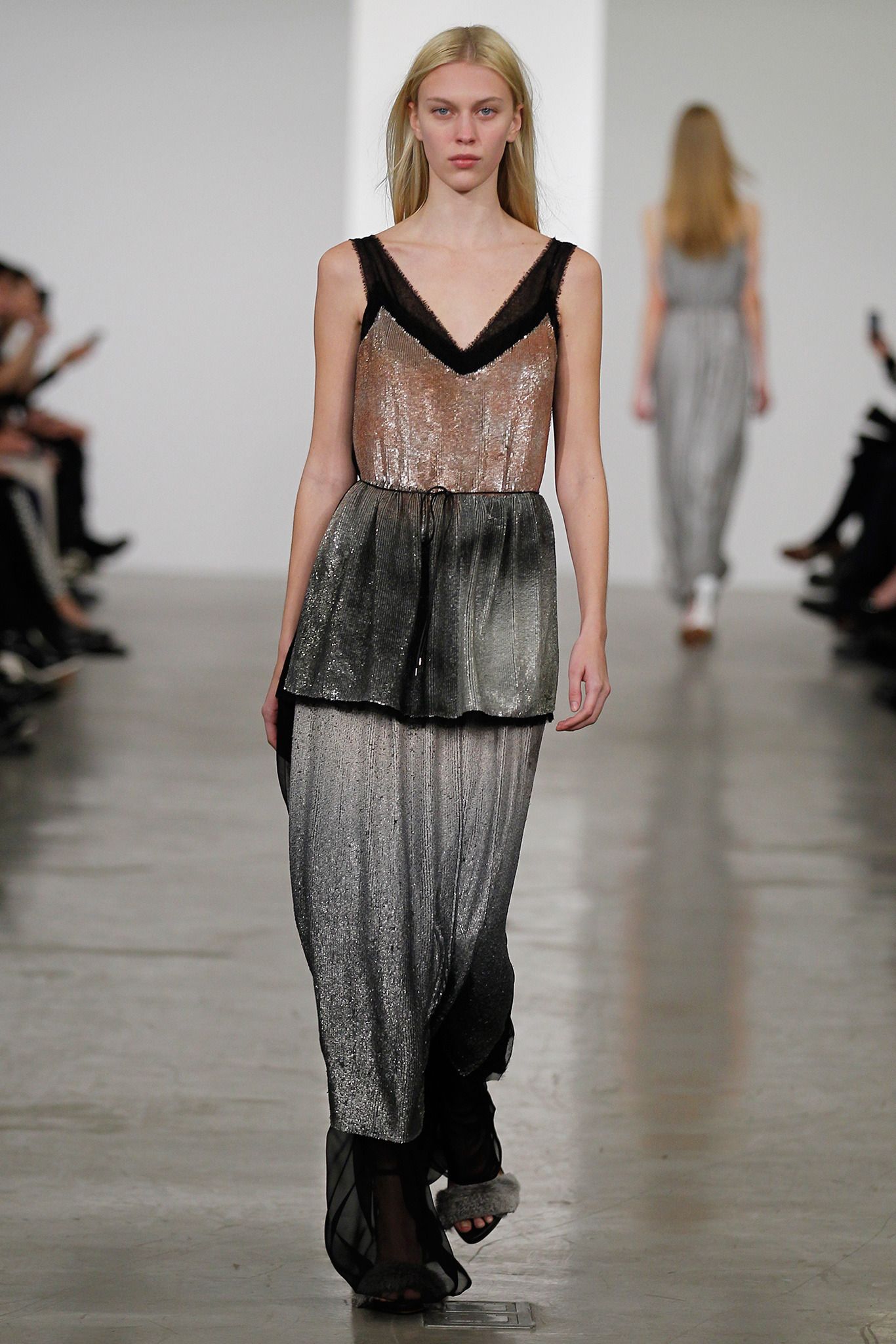 Calvin Klein Collection F/W 14 Look 97