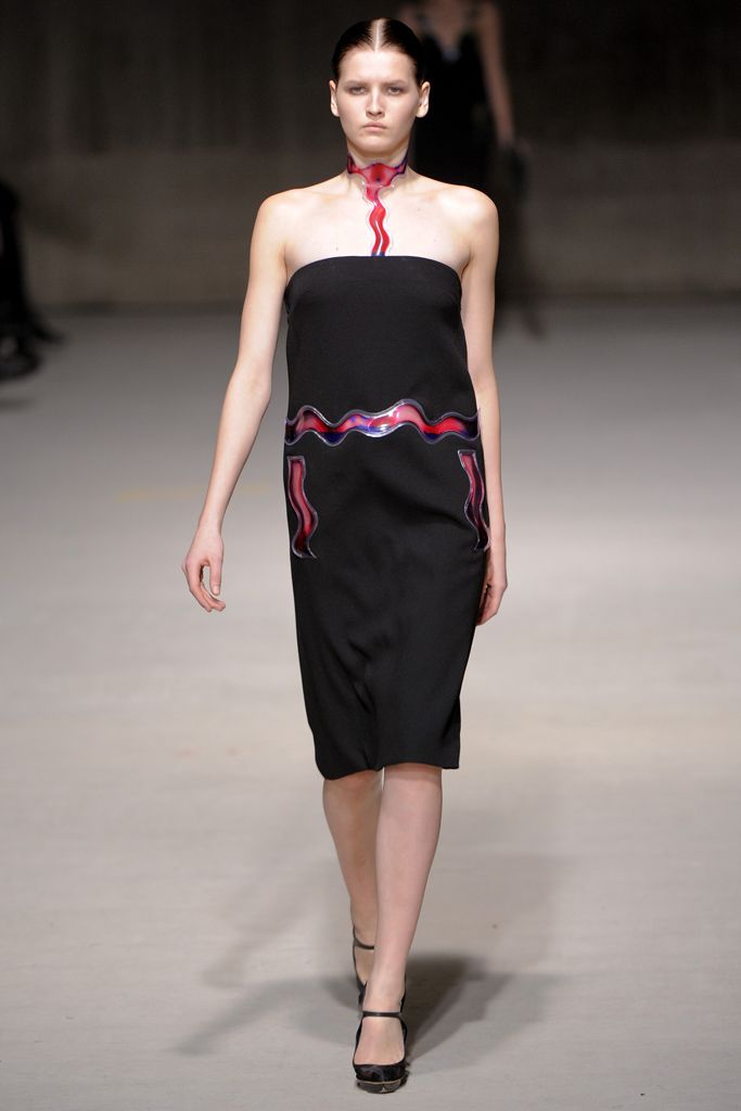 Christopher Kane F/W 11 Look 105