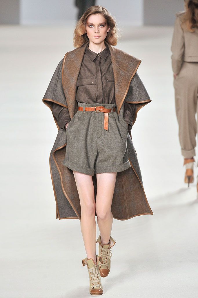 Chloé F/W 09 Look 62