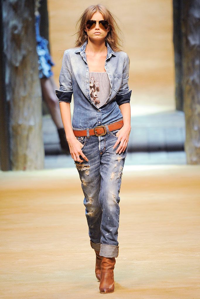 D&G Spring 2010 Ready-to-Wear