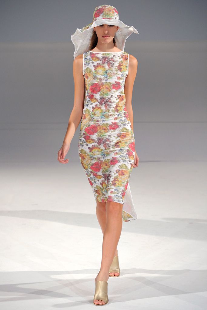 Chalayan S/S 12 Look 207