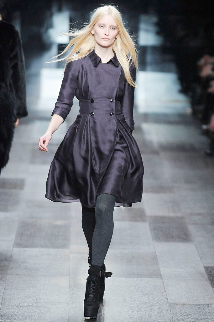 Burberry F/W 09 Look 108