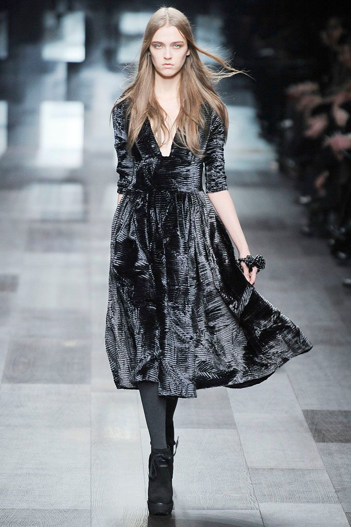Burberry F/W 09 Look 140