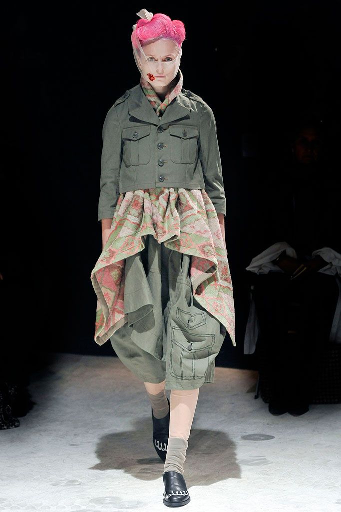 Comme des Garçons F/W 09 Look 202