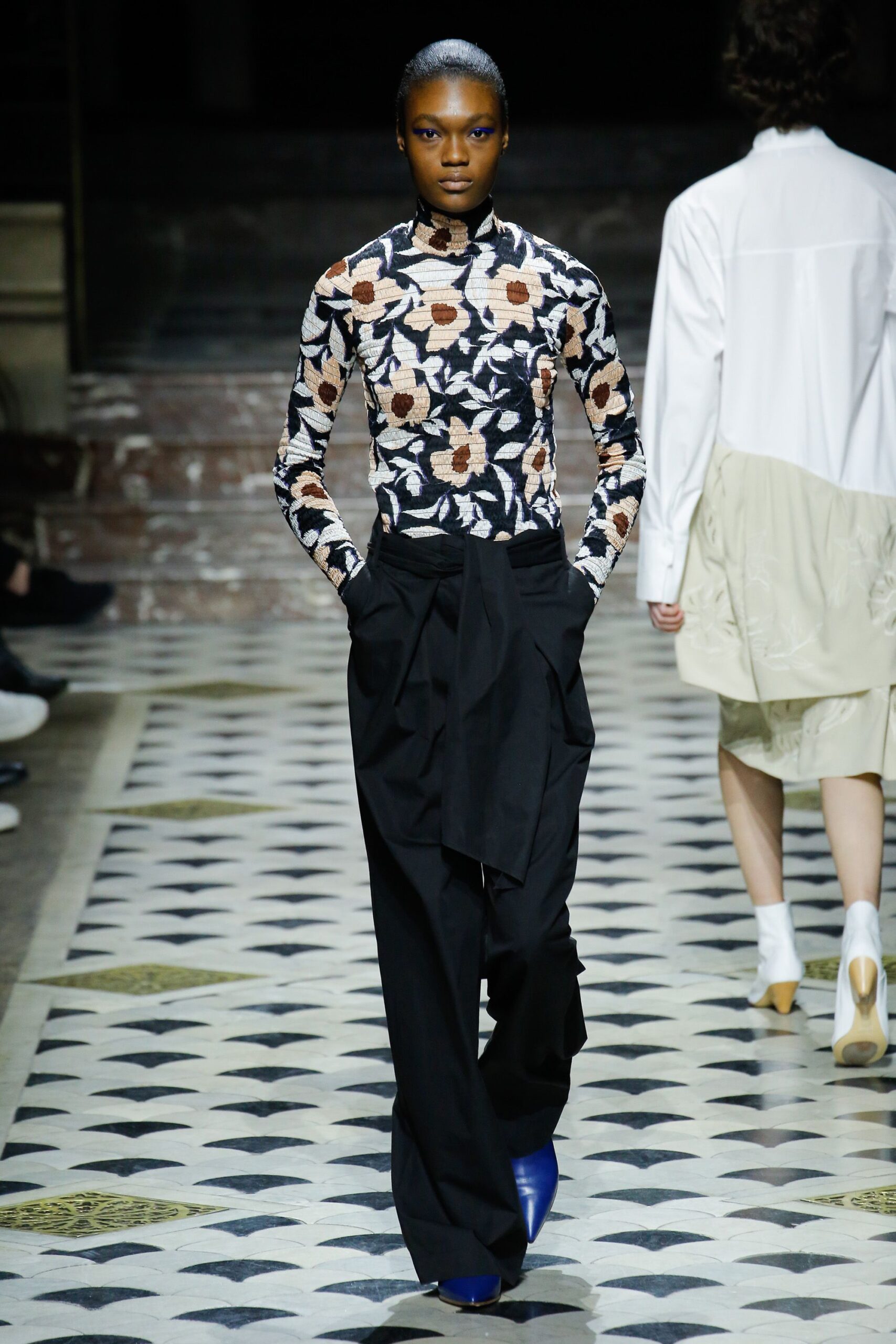 Christian Wijnants F/W 18 Look 44