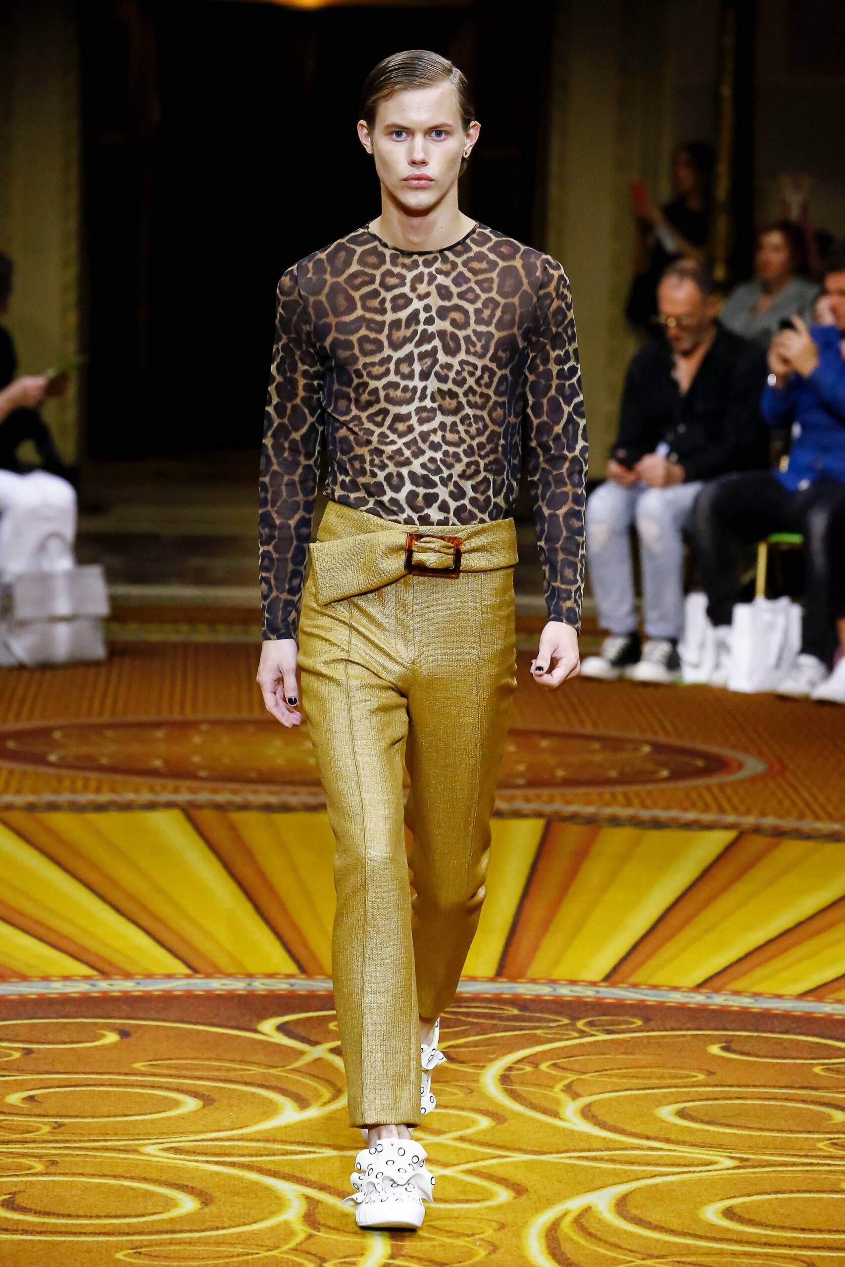 Christian Siriano S/S 19 Look 134