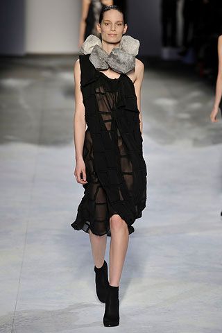 Chalayan F/W 08 Look 155