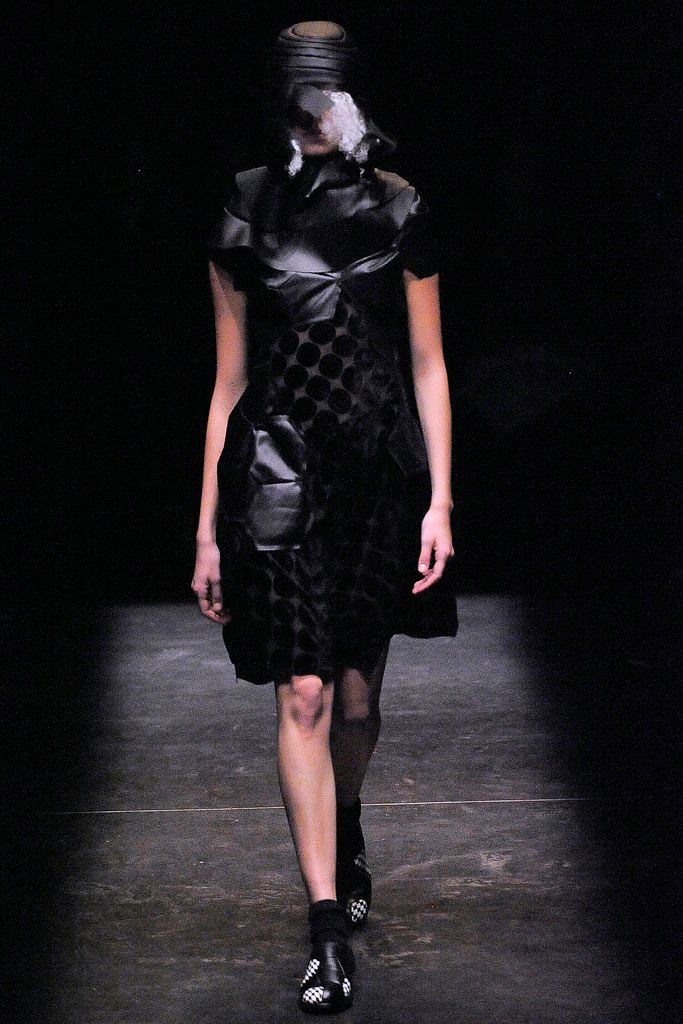 Comme des Garçons S/S 09 Look 120