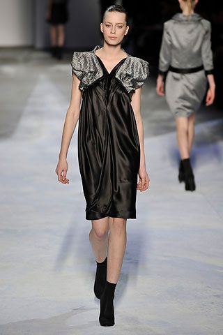 Chalayan F/W 08 Look 64