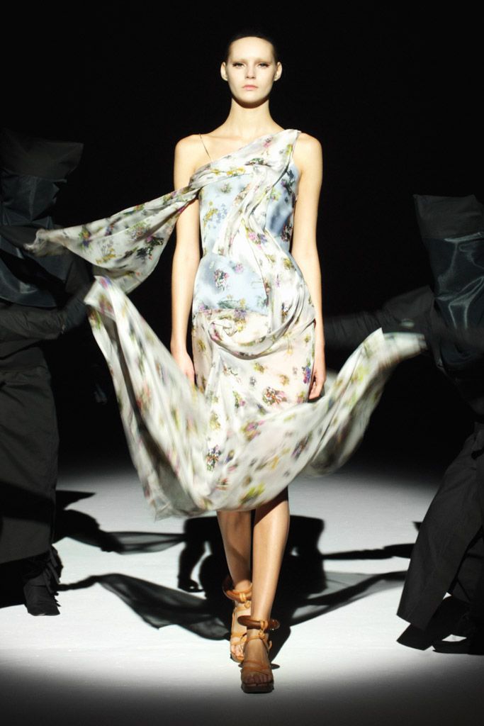 Chalayan S/S 11 Look 151