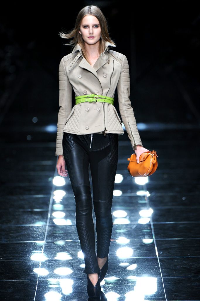 Burberry Spring 2011 Ready-to-Wear