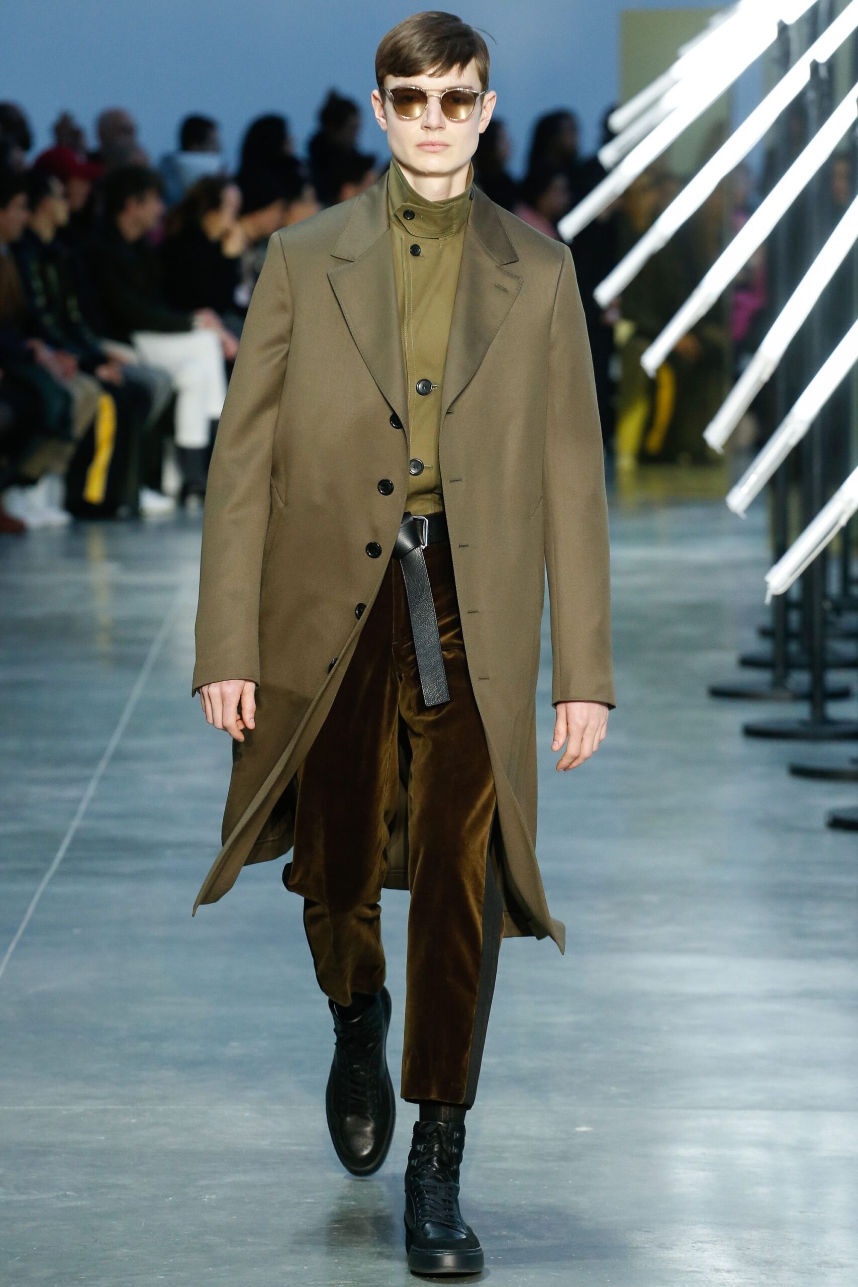 Cerruti 1881 F/W 18 Menswear Look 343