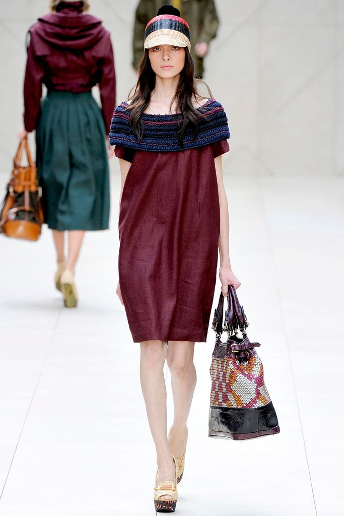 Burberry S/S 12 Look 26