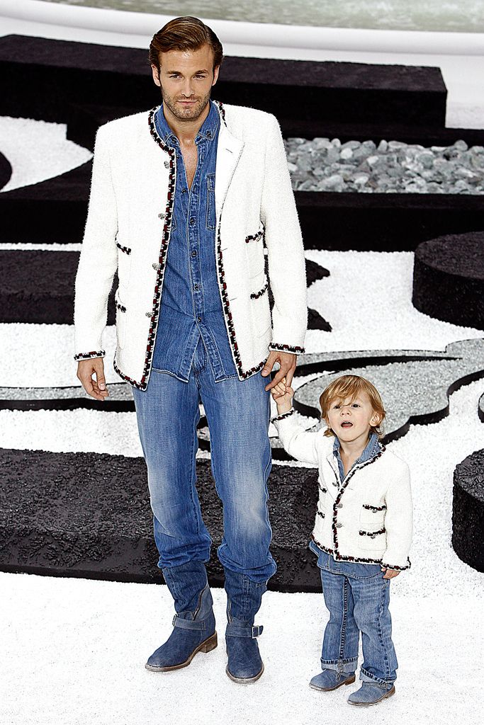 Chanel S/S 11 Look 145