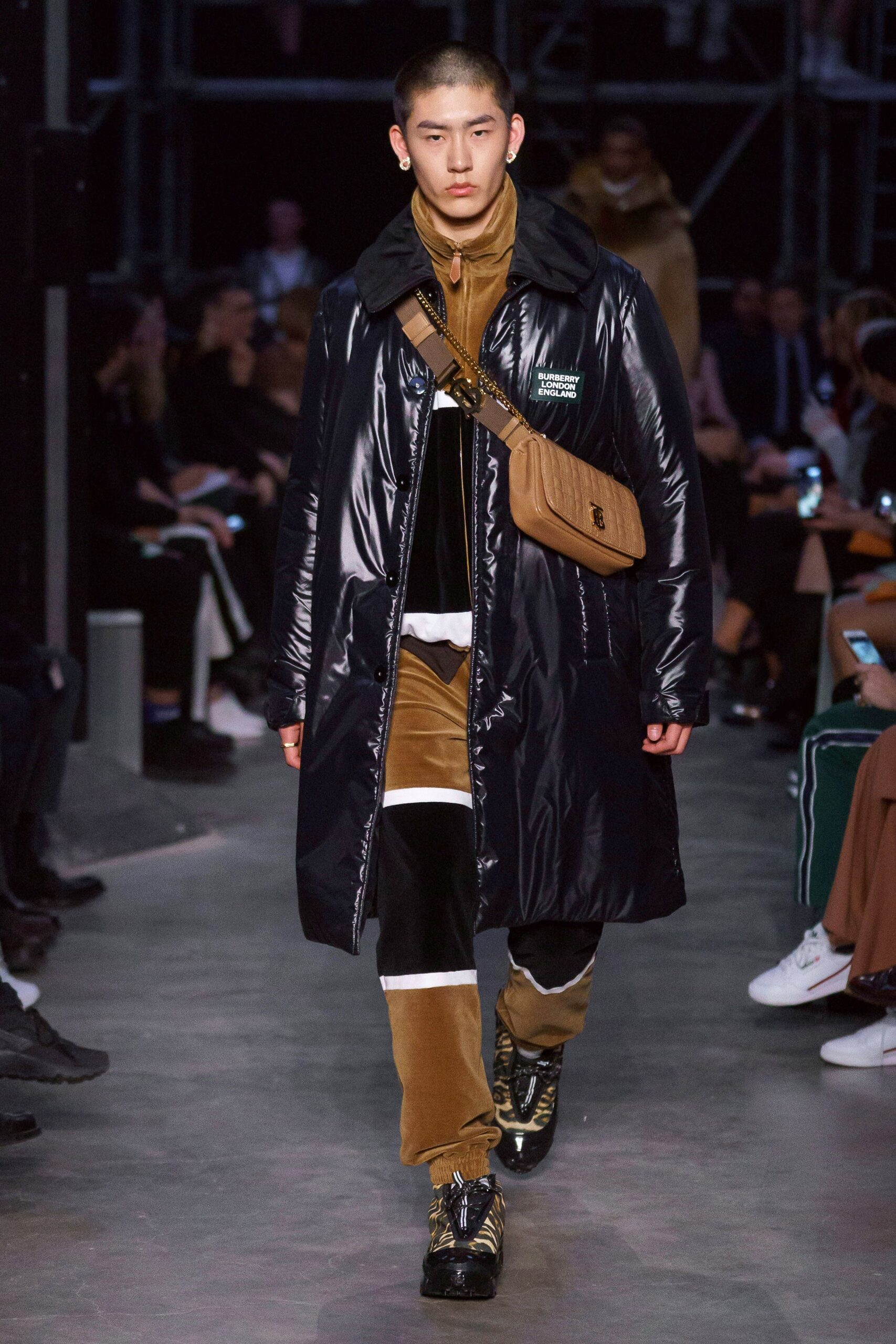 Burberry F/W 19 Look 241