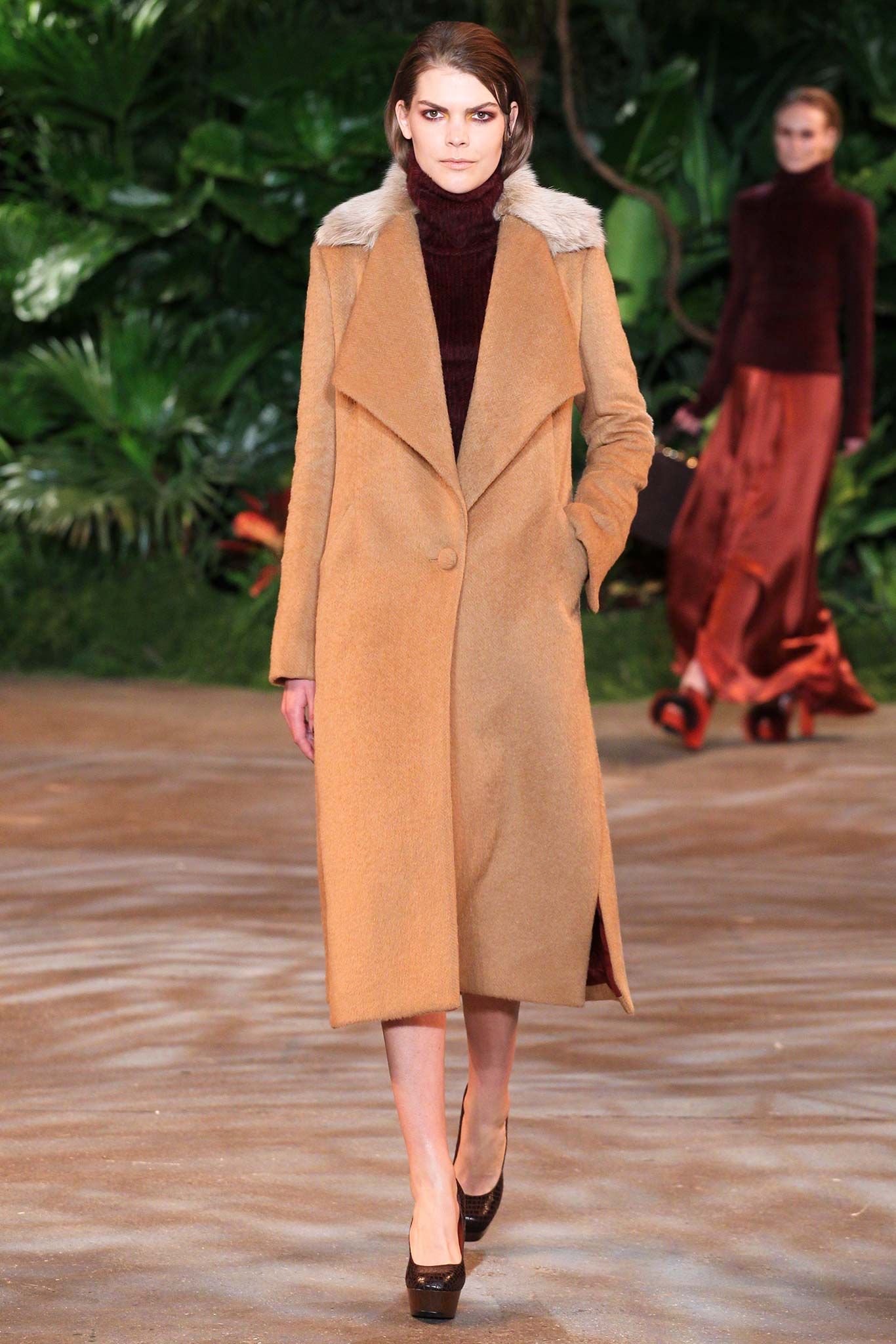 Christian Siriano F/W 15 Look 39