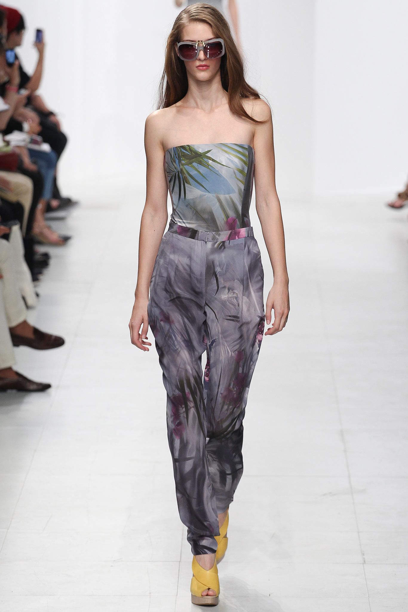 Chalayan S/S 14 Look 270